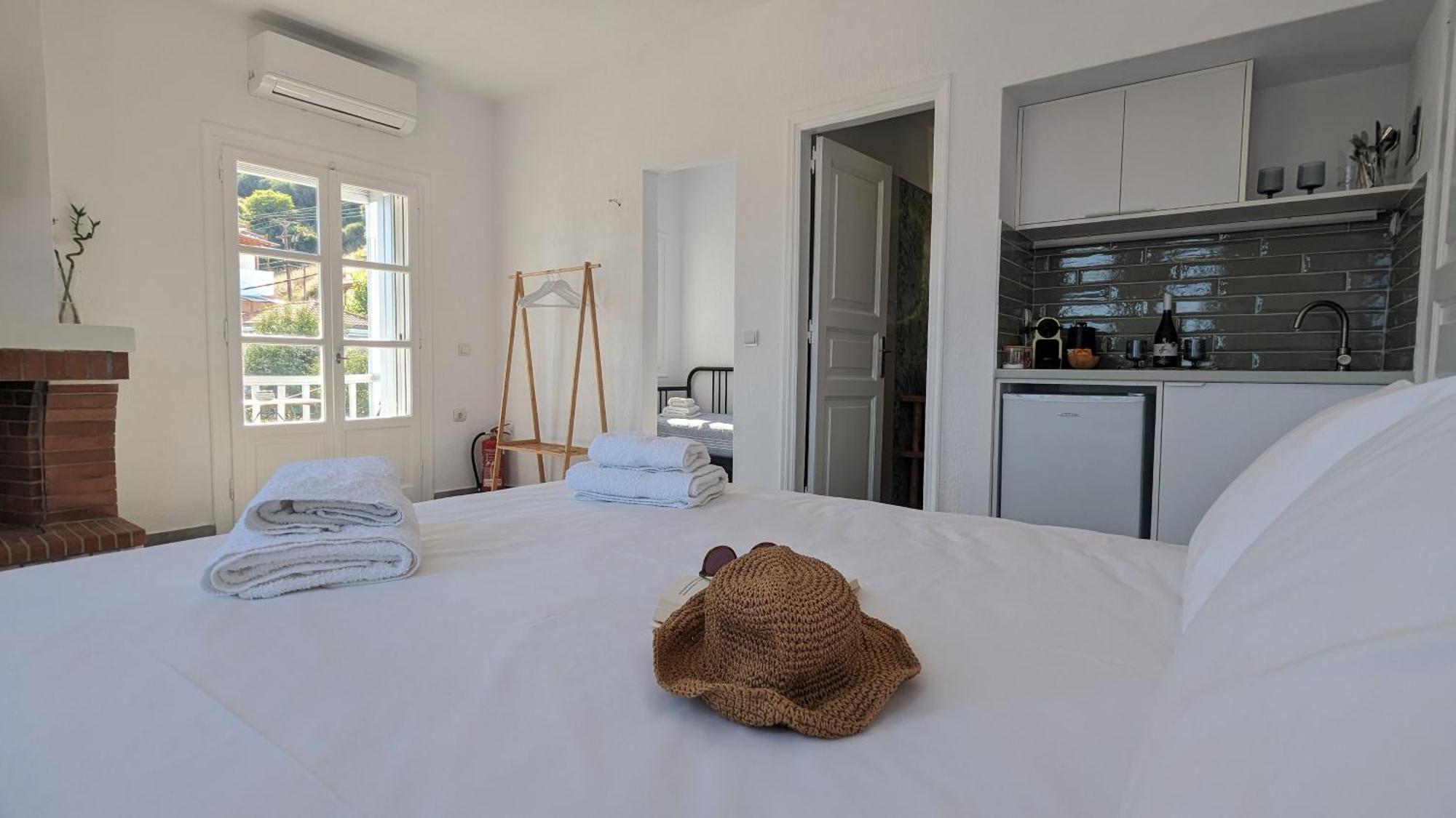 The Botanist Guesthouse سكوبيلوس تاون المظهر الخارجي الصورة
