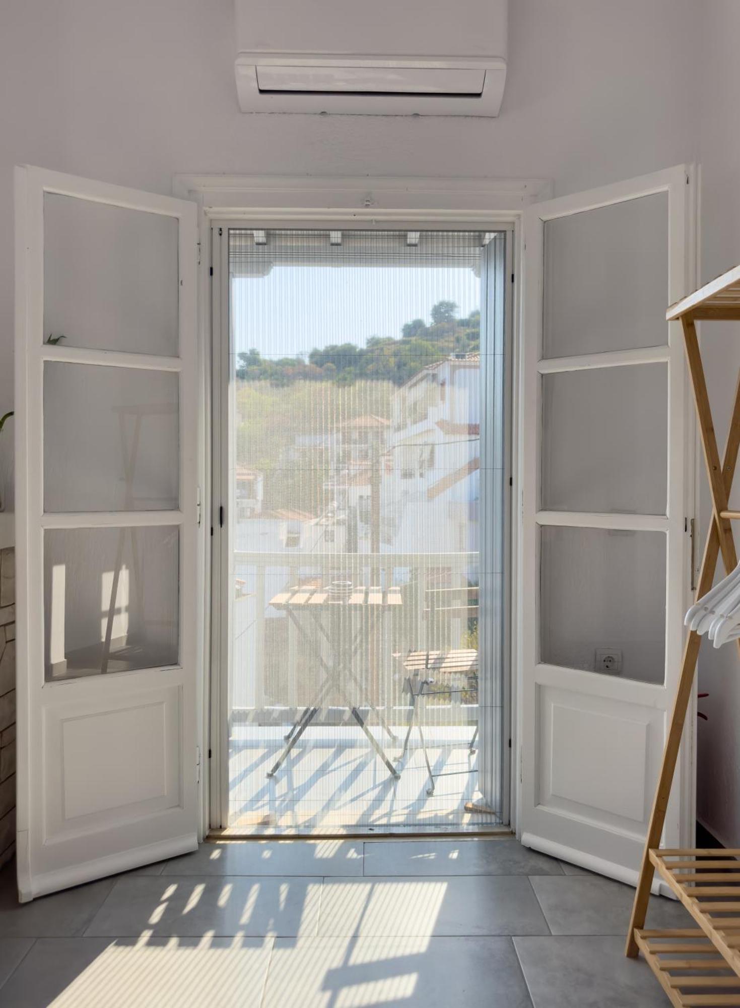 The Botanist Guesthouse سكوبيلوس تاون المظهر الخارجي الصورة